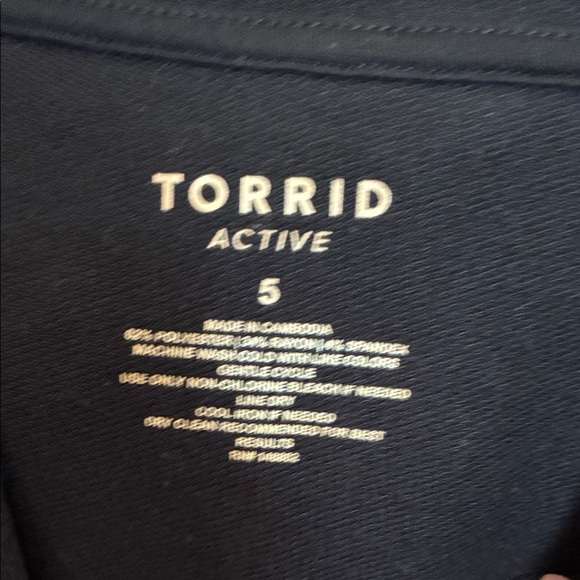 Torrid size 5 Black Hoodie - Picture 2 of 4